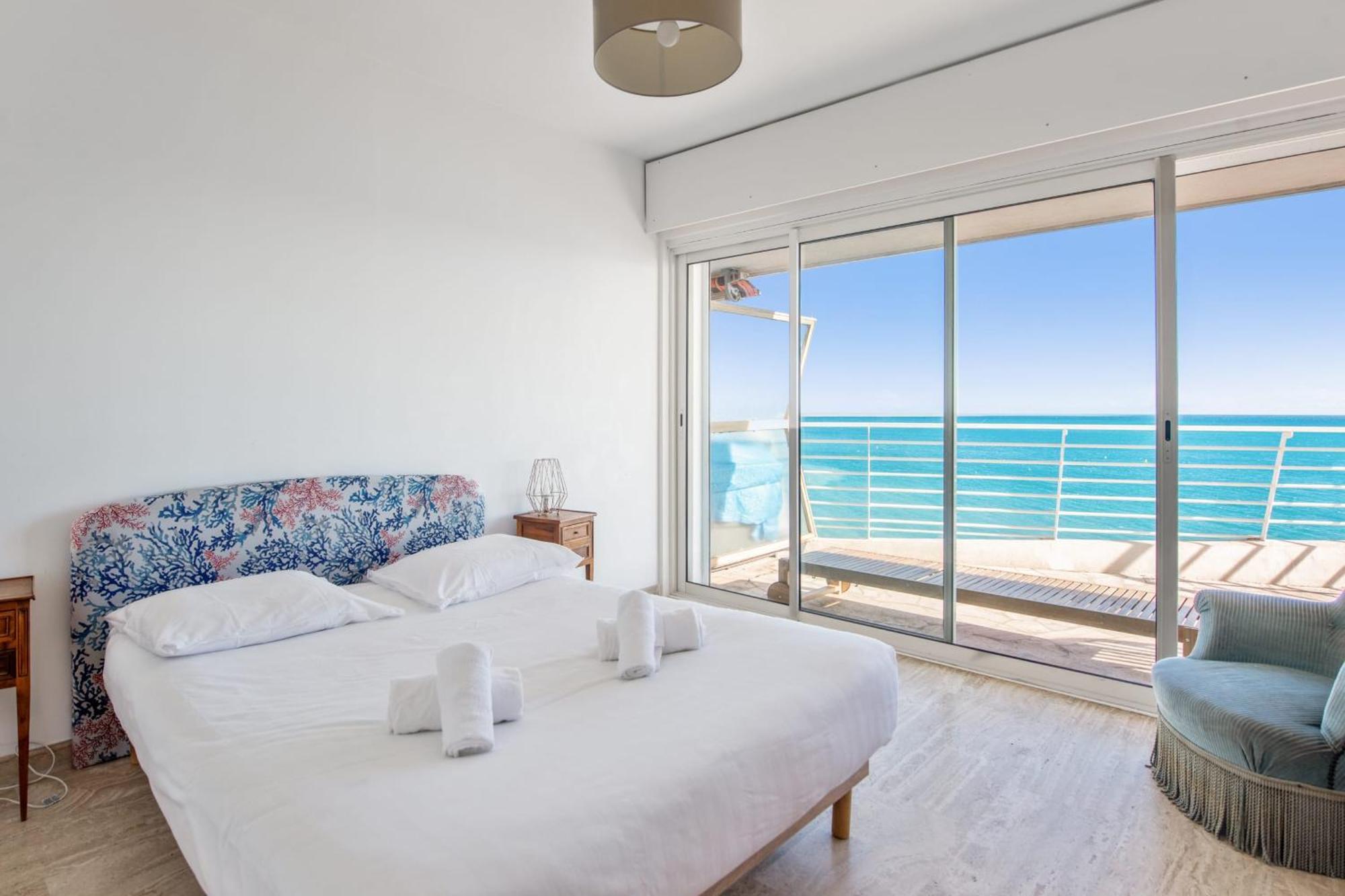 Le Balcon Sur La Baie - Welkeys Apartment Cagnes-sur-Mer Exterior foto