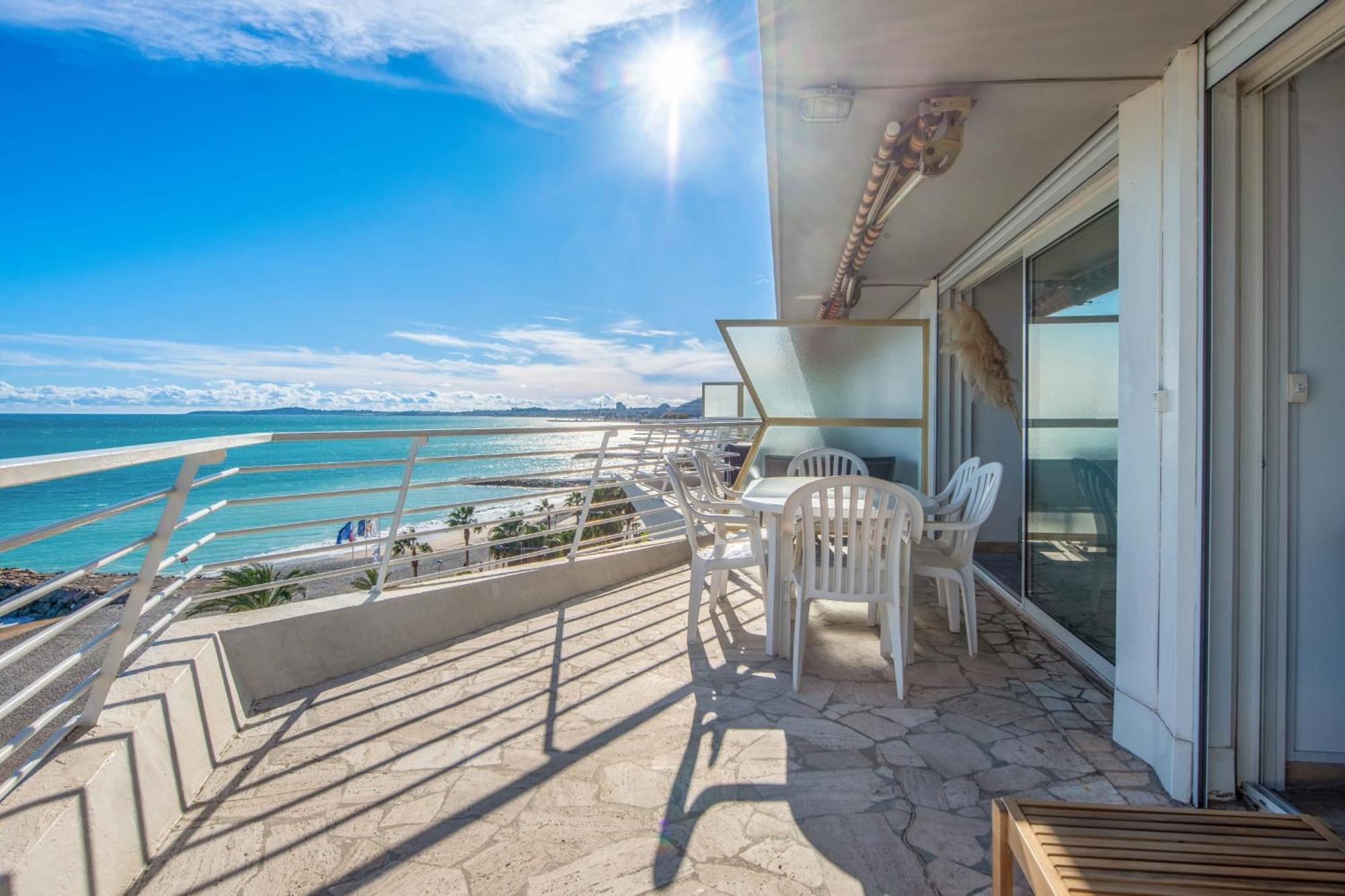 Le Balcon Sur La Baie - Welkeys Apartment Cagnes-sur-Mer Exterior foto